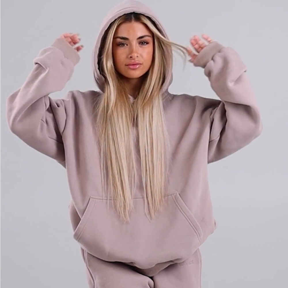 Comfrt Signature Fit Hoodie & Sweatpants Set